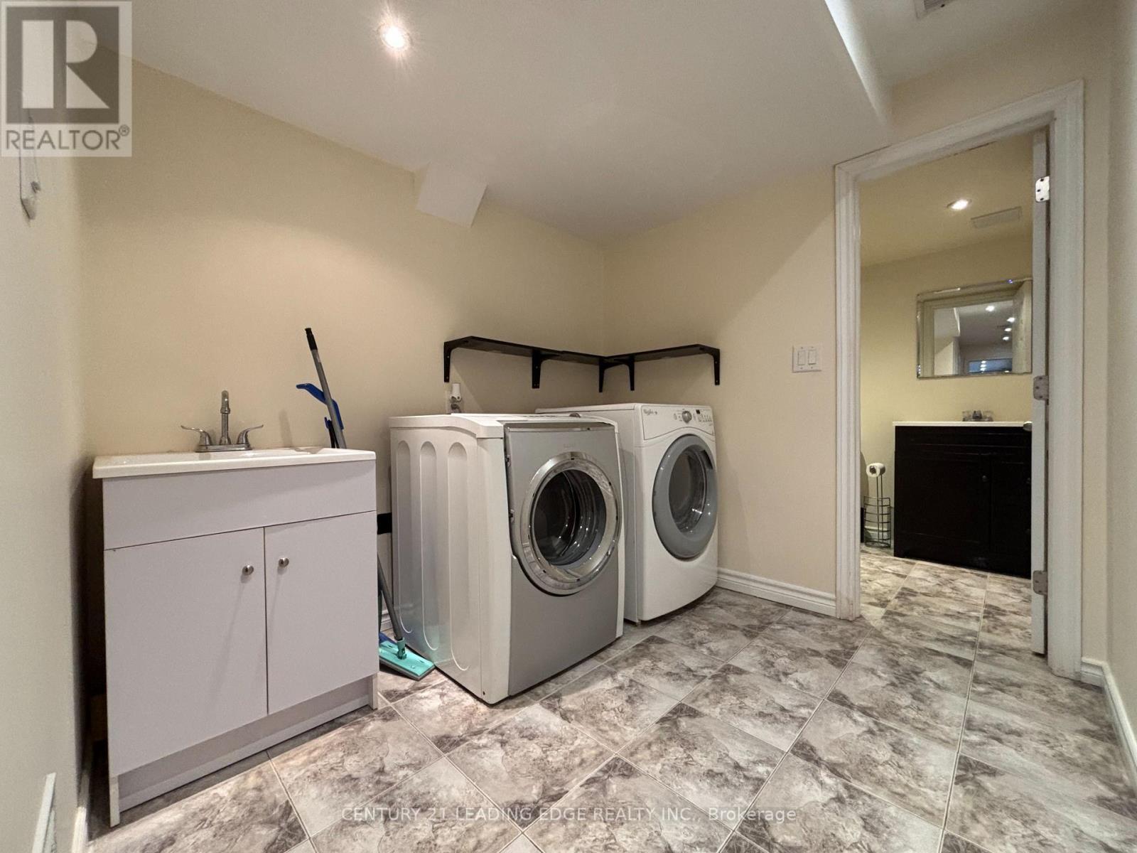 Bsmt - 35 Napanee Street, Richmond Hill, Ontario  L4E 0X3 - Photo 15 - N13740086
