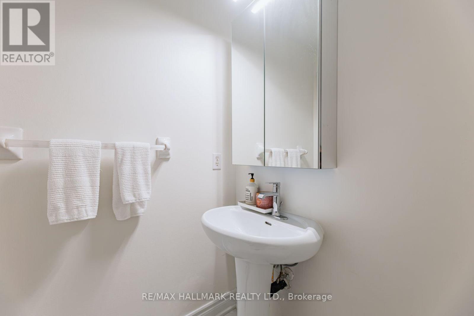 851 Hilton Boulevard, Newmarket, Ontario  L3X 2H7 - Photo 23 - N13740098