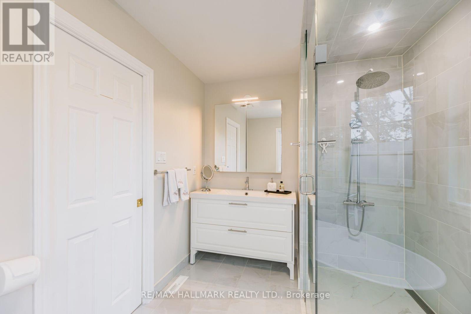 851 Hilton Boulevard, Newmarket, Ontario  L3X 2H7 - Photo 42 - N13740098