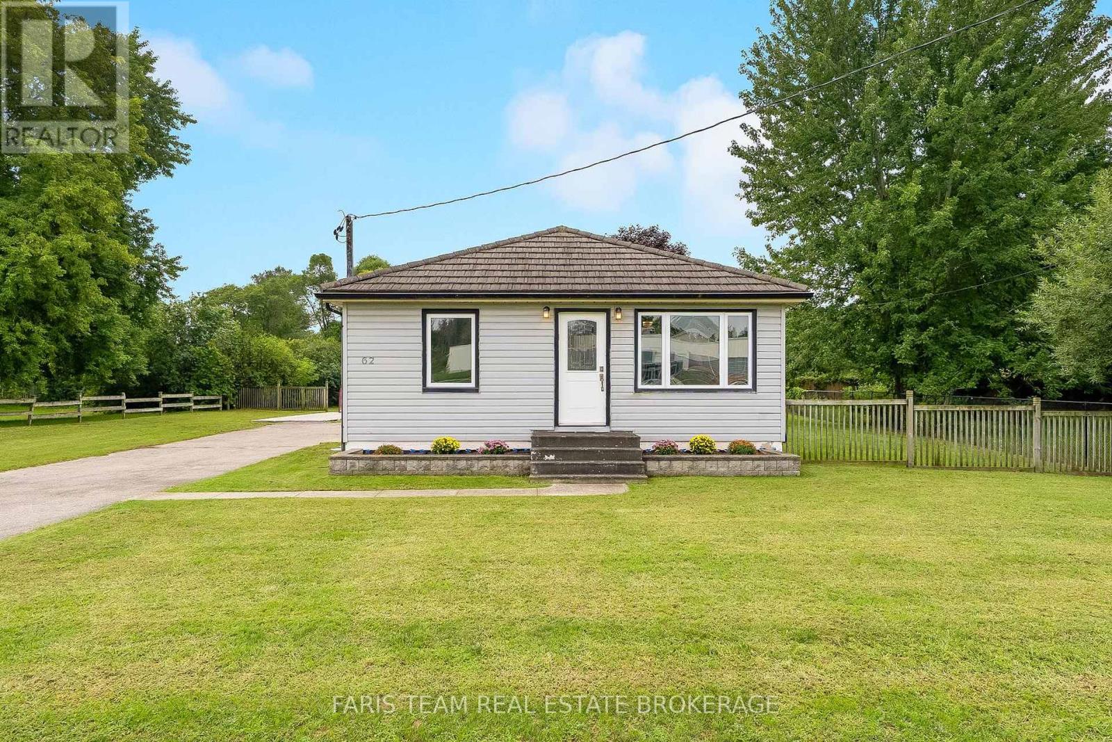 62 Toll Road, East Gwillimbury, Ontario  L9N 1G6 - Photo 3 - N13740160