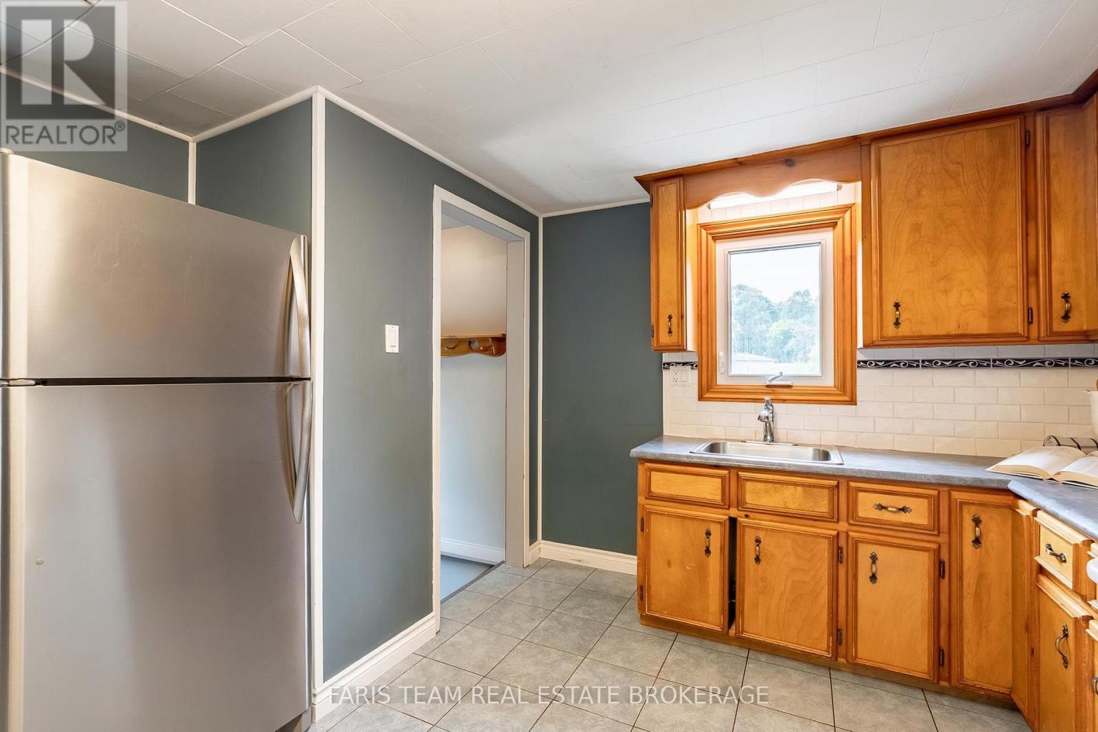62 Toll Road, East Gwillimbury, Ontario  L9N 1G6 - Photo 8 - N13740160
