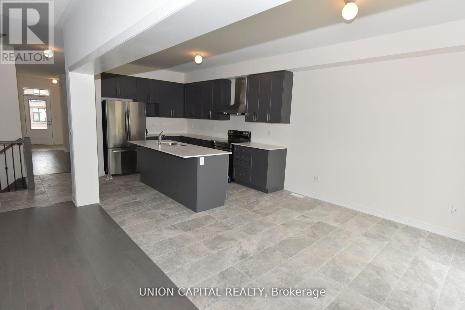 1378 Davis Loop N, Innisfil (Lefroy), Ontario  L0L 1W0 - Photo 17 - N13740192