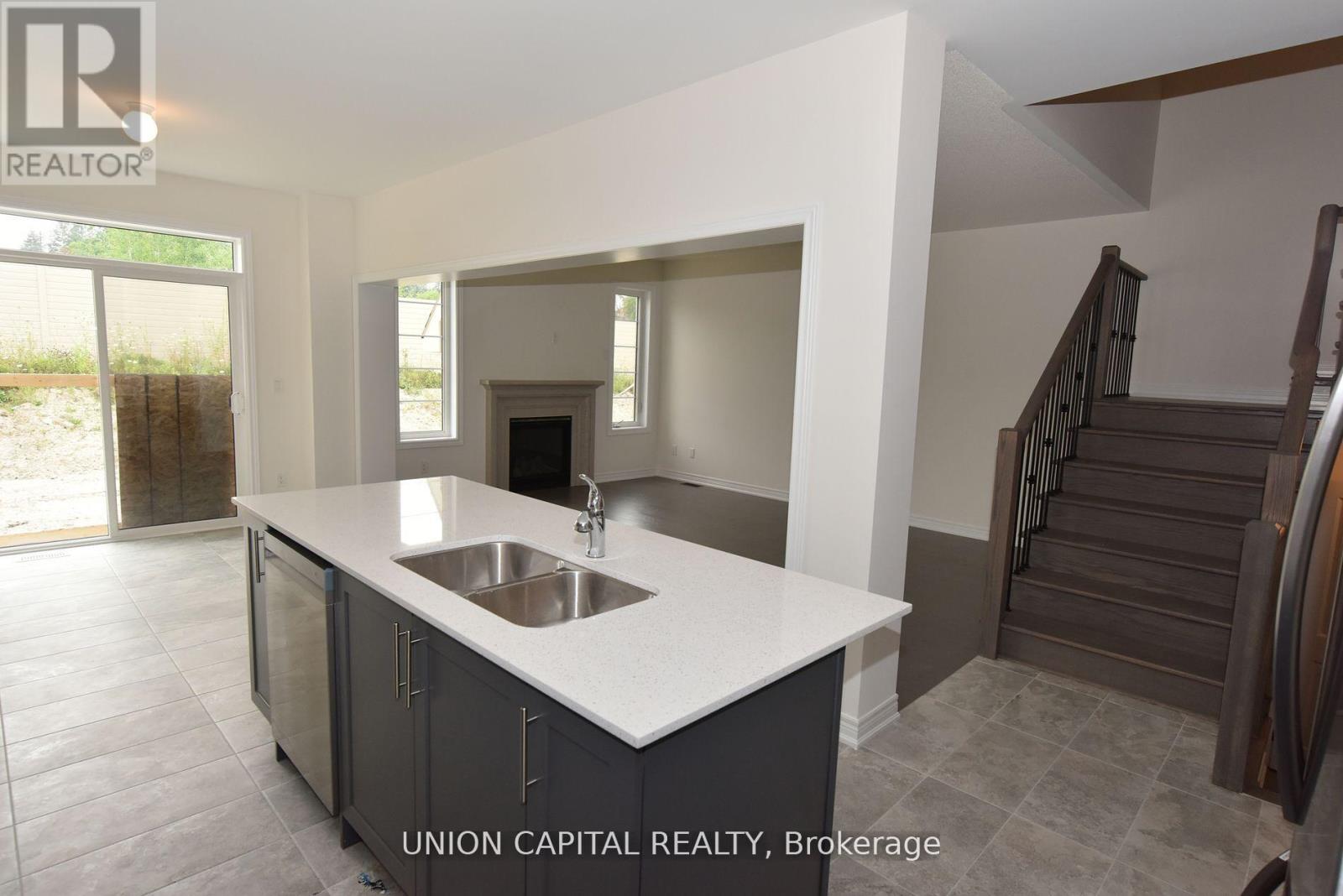 1378 Davis Loop N, Innisfil (Lefroy), Ontario  L0L 1W0 - Photo 20 - N13740192