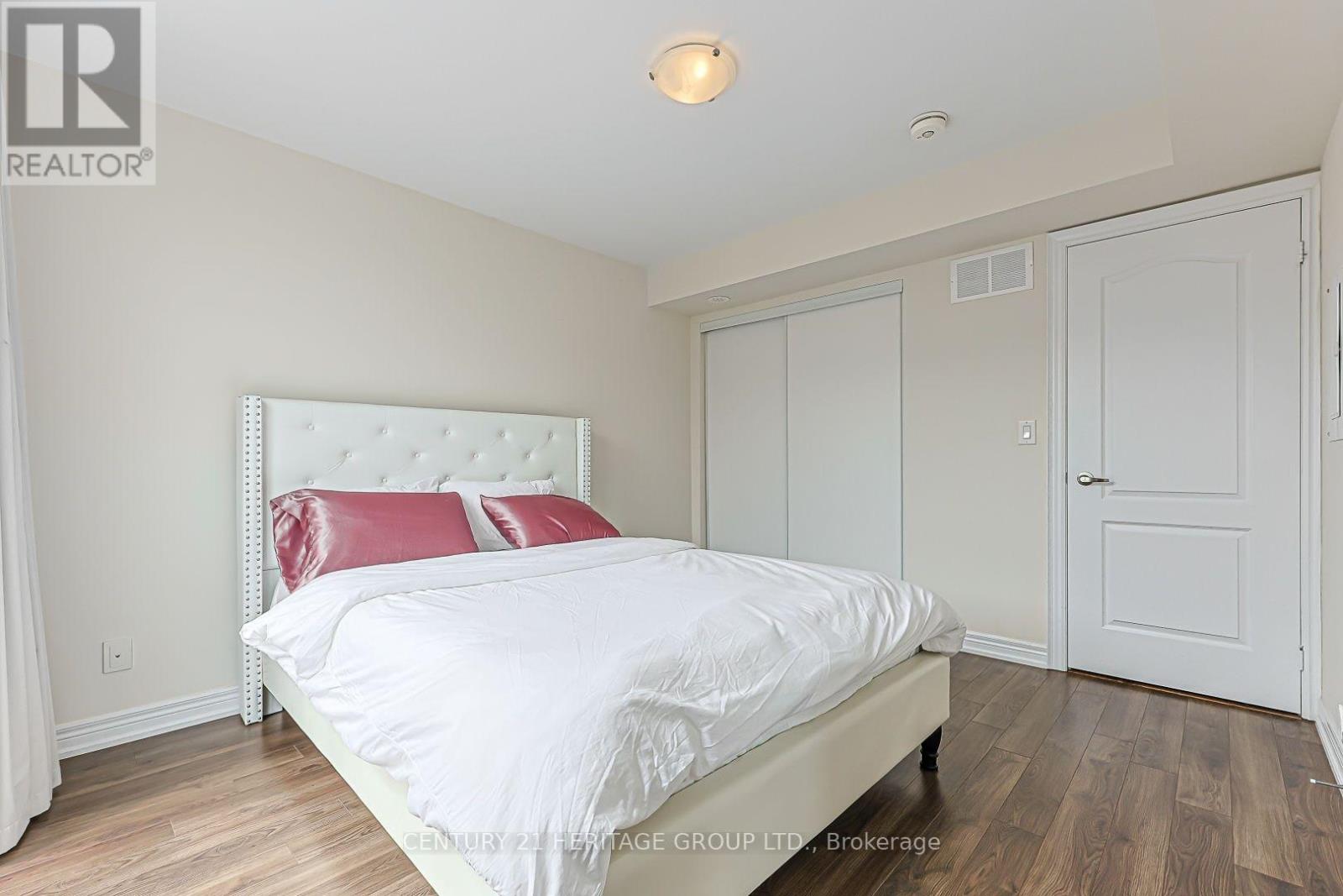 216 - 10 Dunshealth Way, Markham, Ontario  L6B 1N3 - Photo 10 - N13740224