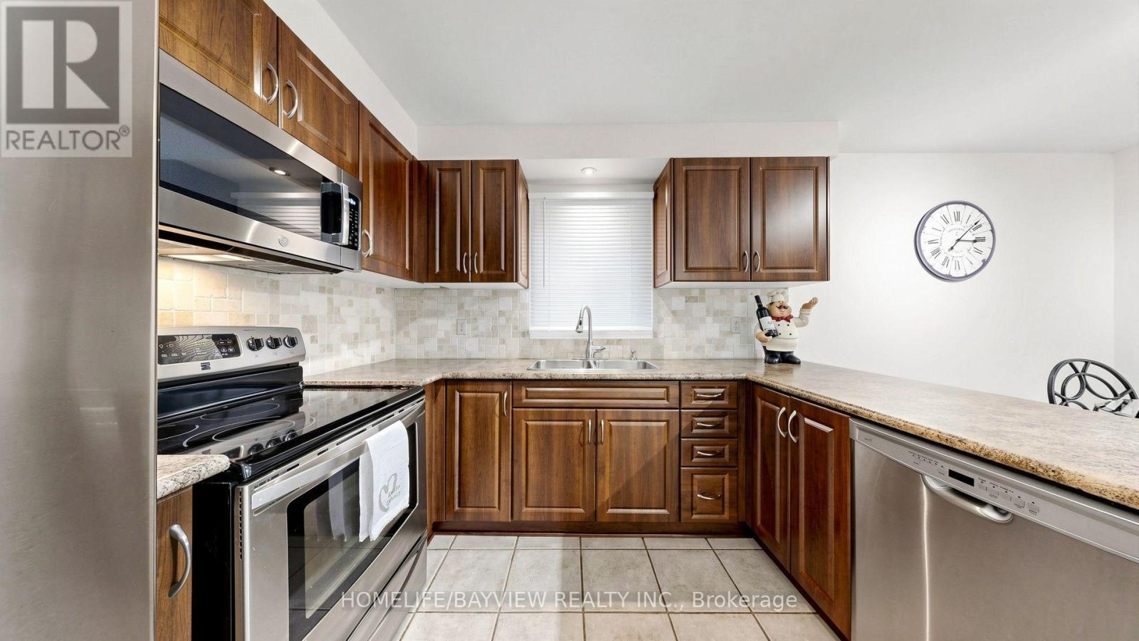 20 Doon Crescent, Georgina, Ontario  L4P 3P8 - Photo 25 - N13740258