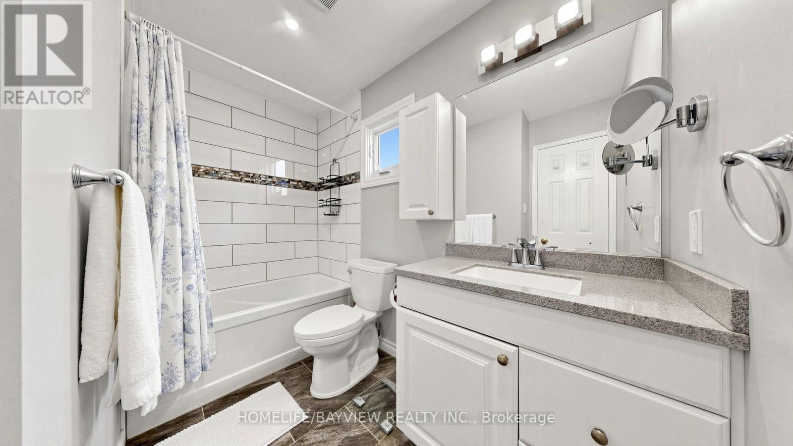 20 Doon Crescent, Georgina, Ontario  L4P 3P8 - Photo 33 - N13740258