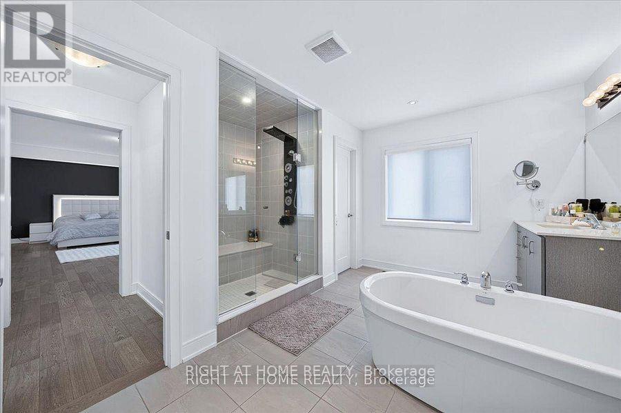 75 Watershed Gate, East Gwillimbury, Ontario  L9N 0Y1 - Photo 15 - N13740368