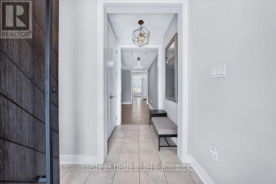 75 Watershed Gate, East Gwillimbury, Ontario  L9N 0Y1 - Photo 3 - N13740368