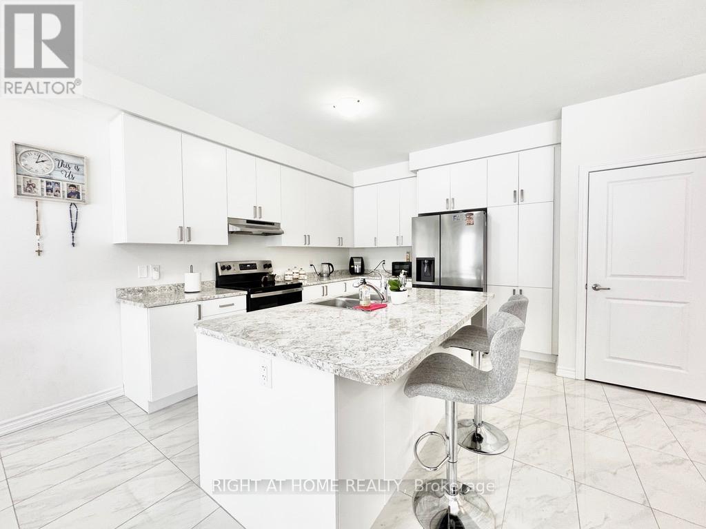 79 Calypso Avenue, Springwater, Ontario  L9X 2C5 - Photo 2 - S13740132