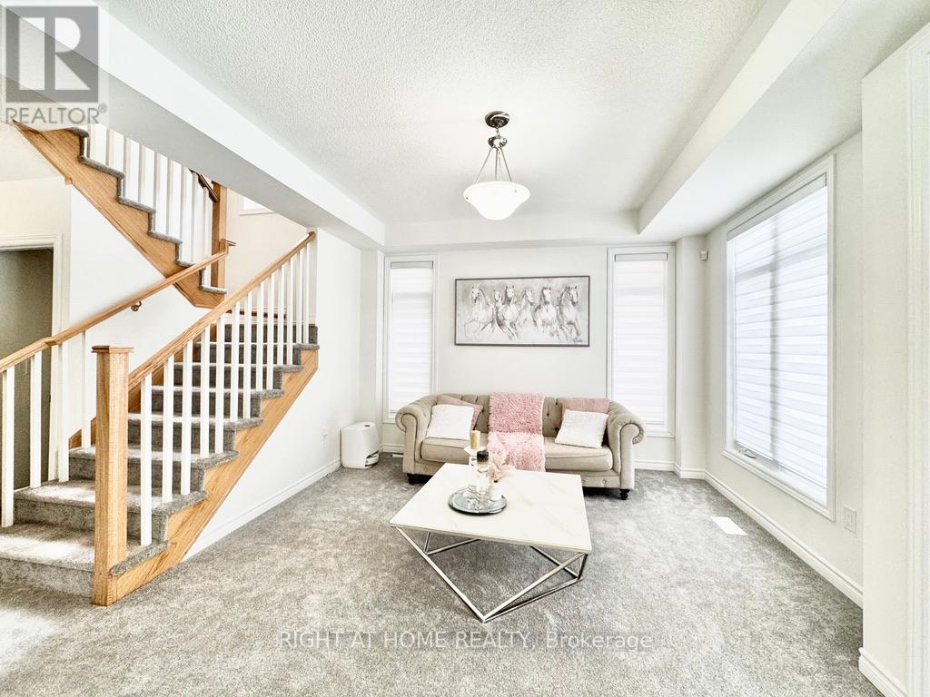 79 Calypso Avenue, Springwater, Ontario  L9X 2C5 - Photo 6 - S13740132