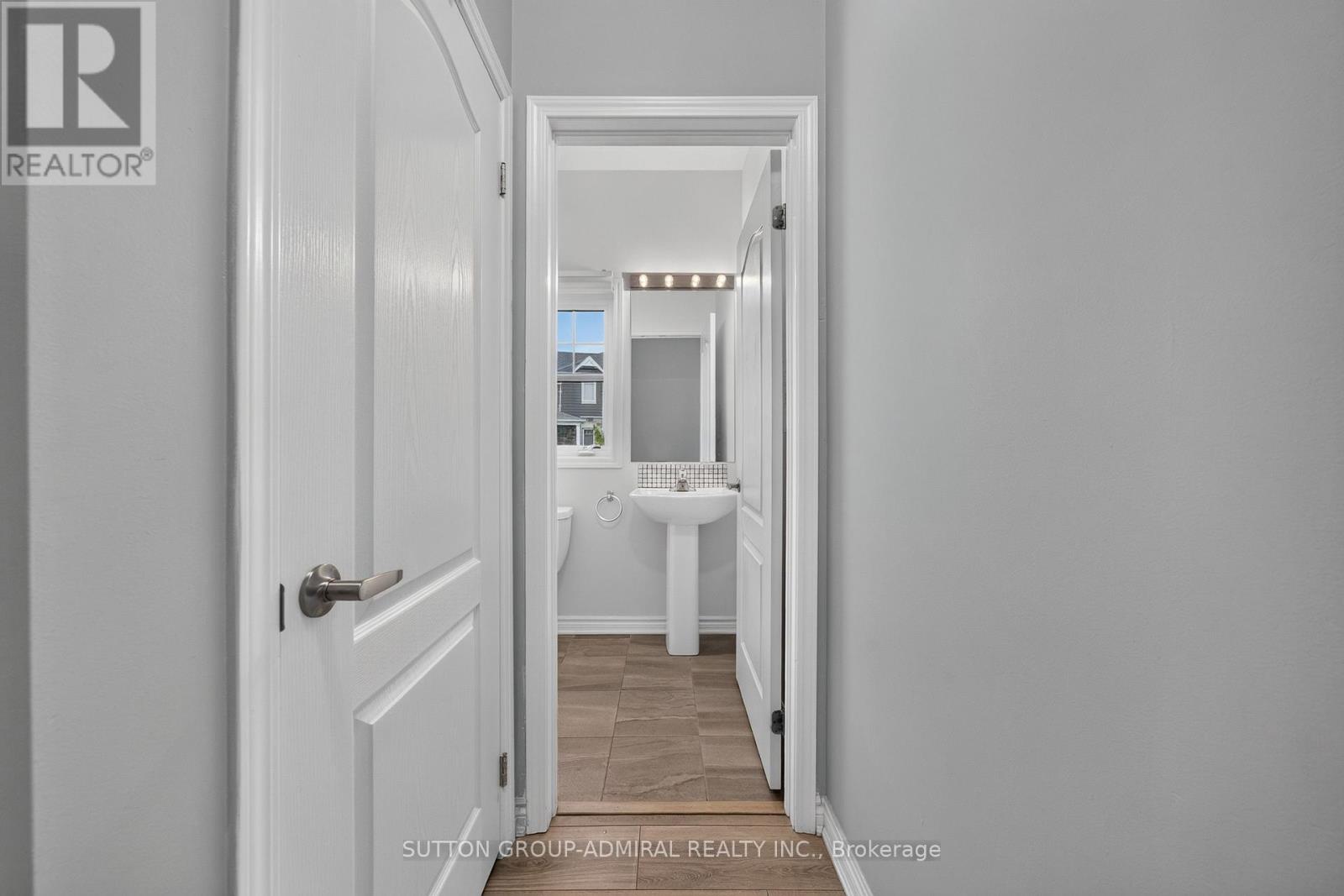 47 Sandhill Crane Drive, Wasaga Beach, Ontario  L9Z 2E5 - Photo 9 - S13740184