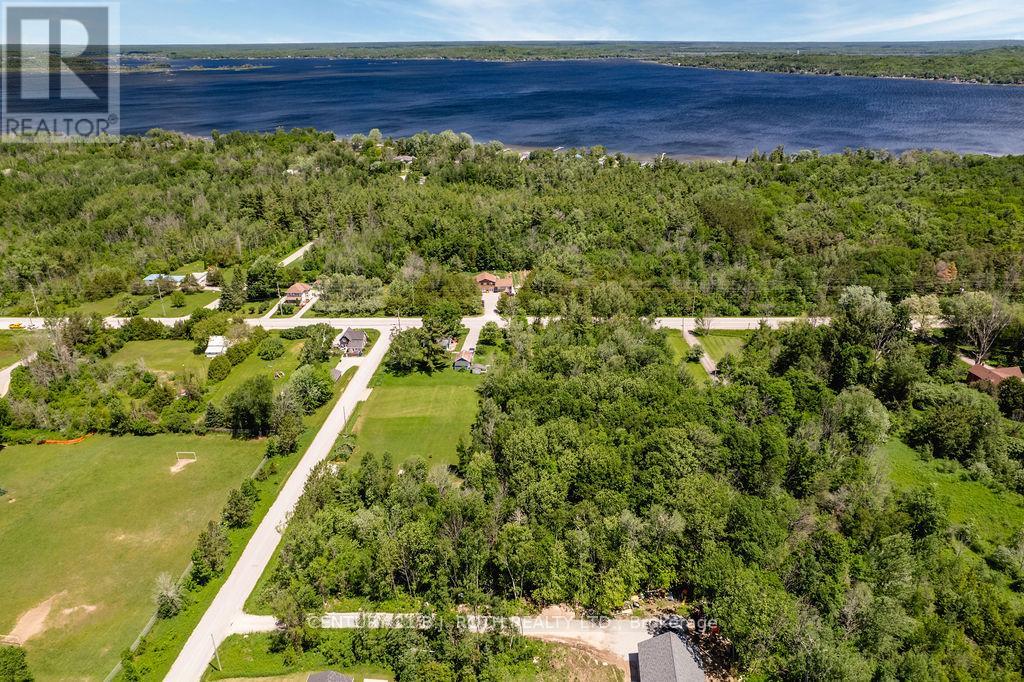 37 Todd Lane, Tay, Ontario  L0K 2A0 - Photo 11 - S13740254