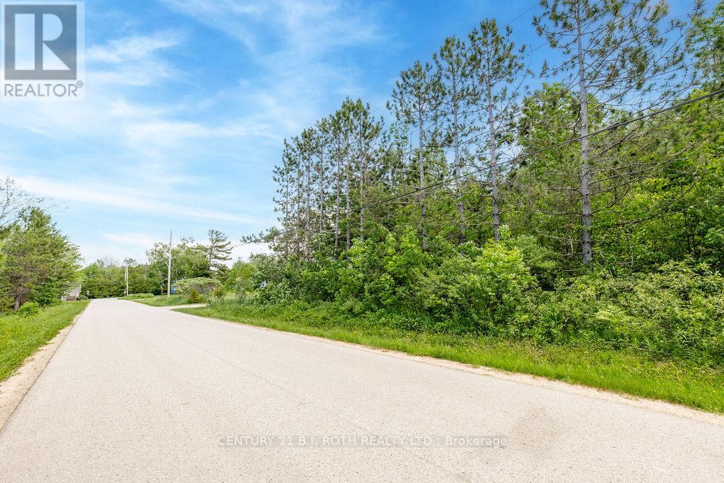 37 Todd Lane, Tay, Ontario  L0K 2A0 - Photo 15 - S13740254
