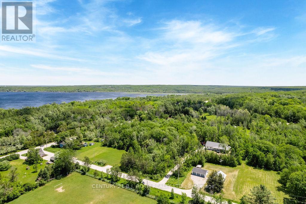 37 Todd Lane, Tay, Ontario  L0K 2A0 - Photo 4 - S13740254