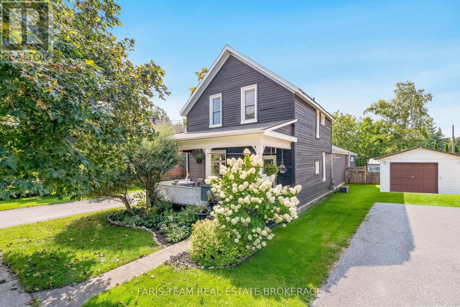 108 Beech Street, Collingwood, Ontario  L9Y 2T3 - Photo 4 - S13740322