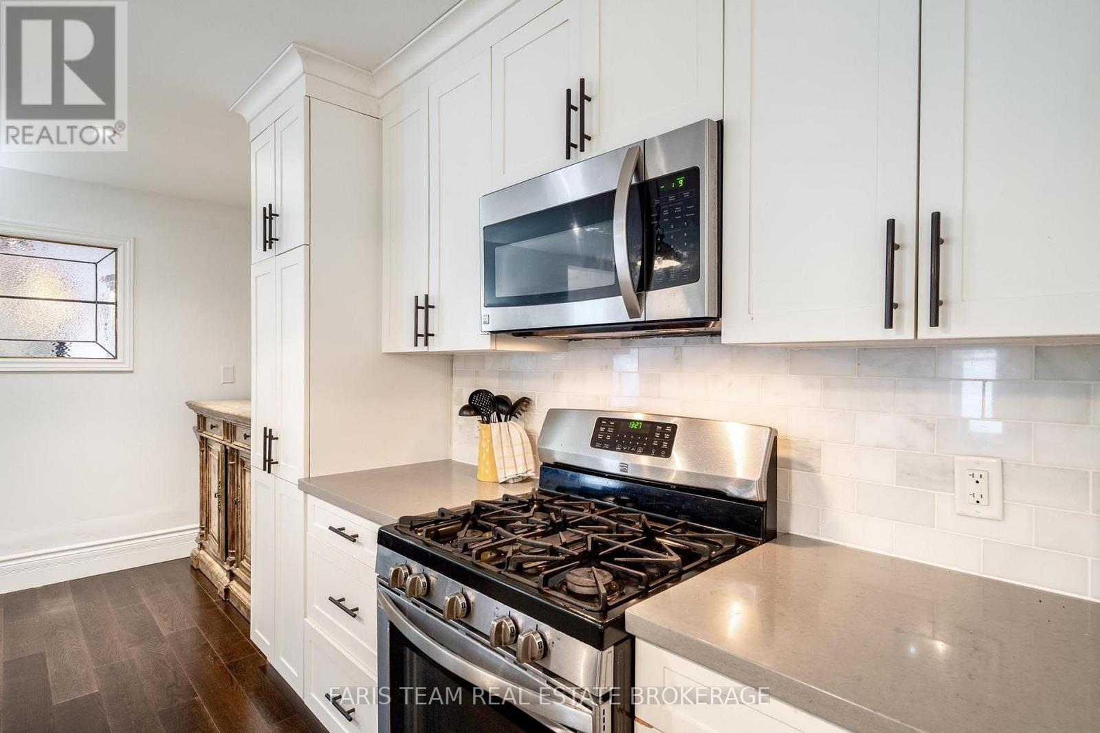 108 Beech Street, Collingwood, Ontario  L9Y 2T3 - Photo 8 - S13740322
