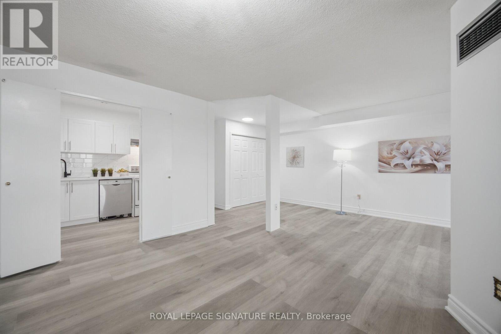 906 - 1580 Mississauga Valley Boulevard, Mississauga, Ontario  L5A 3T8 - Photo 10 - W13740090