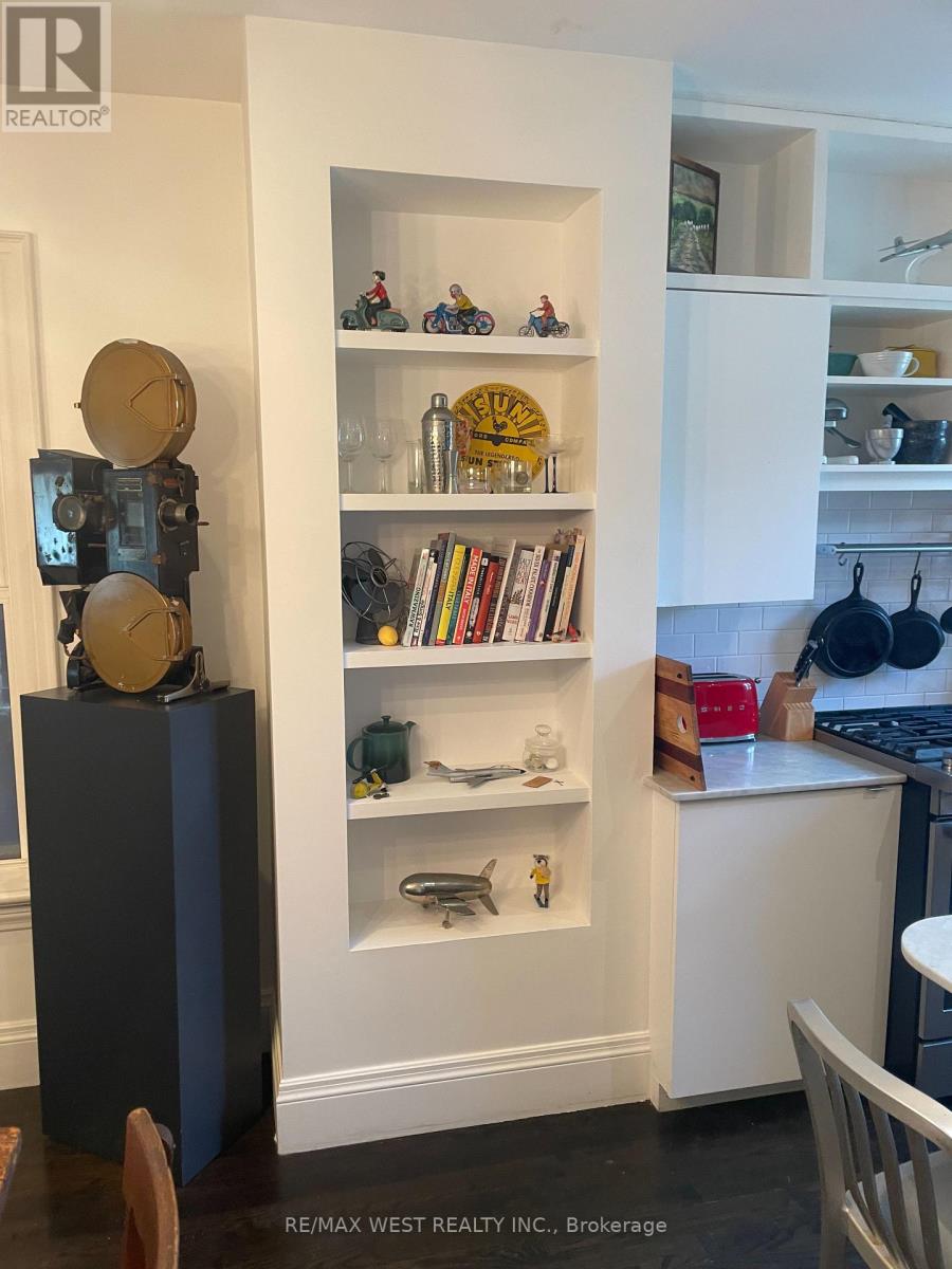 Main & Second - 58 Lynd Avenue, Toronto, Ontario  M6R 1T9 - Photo 14 - W13740120