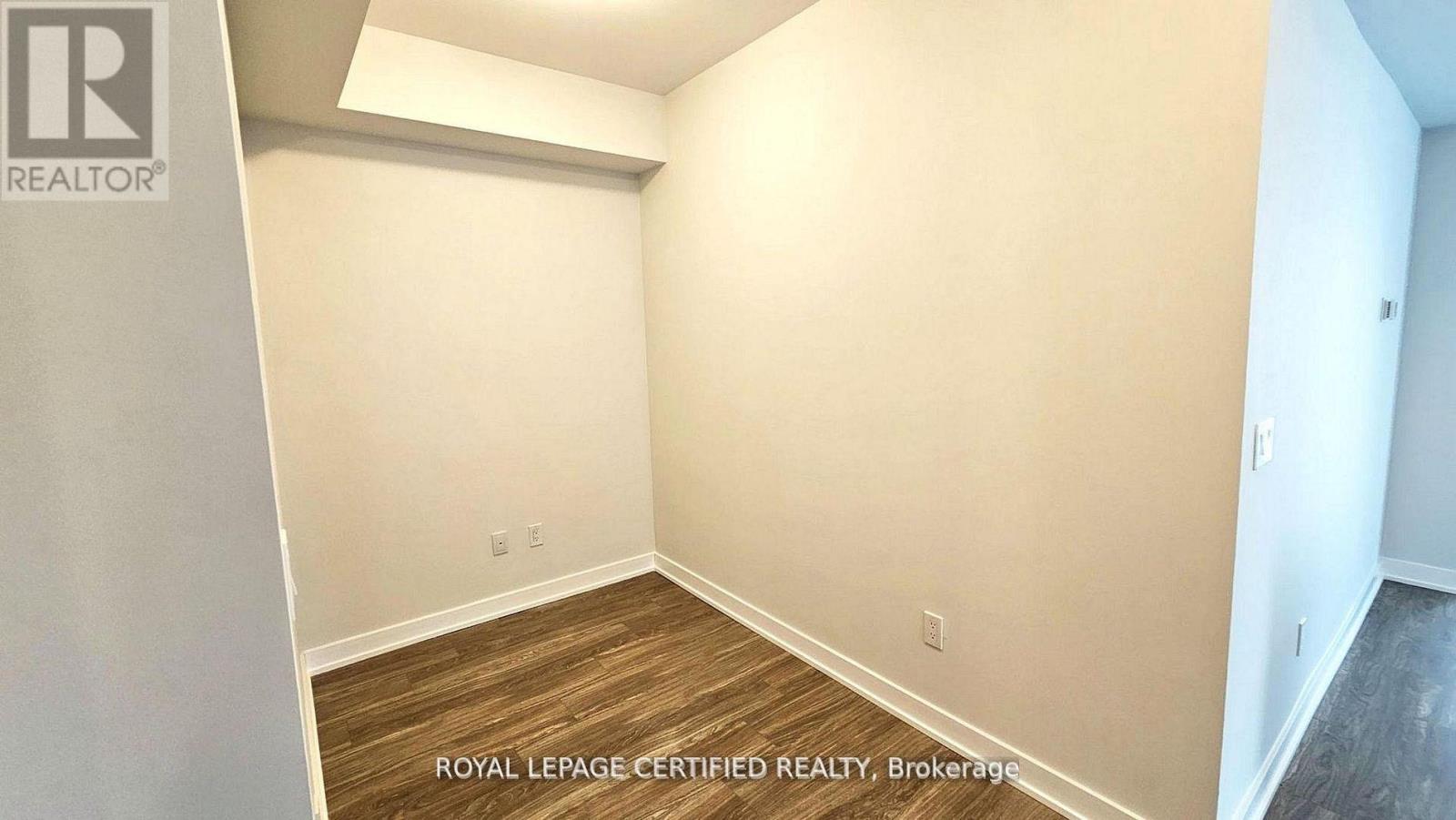 3011 - 430 Square One Drive, Mississauga, Ontario  L5B 0L6 - Photo 7 - W13740122