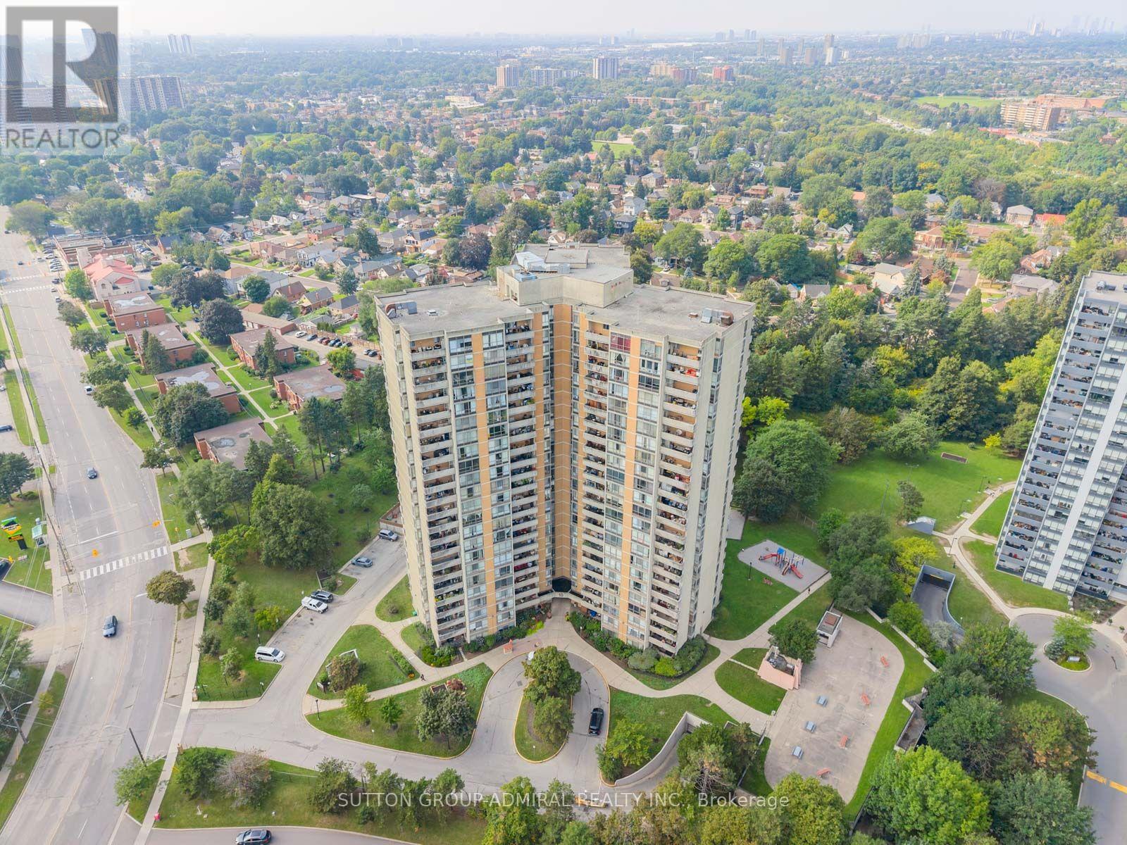 1811 - 10 Martha Eaton Way, Toronto, Ontario  M6M 5B3 - Photo 49 - W13740126