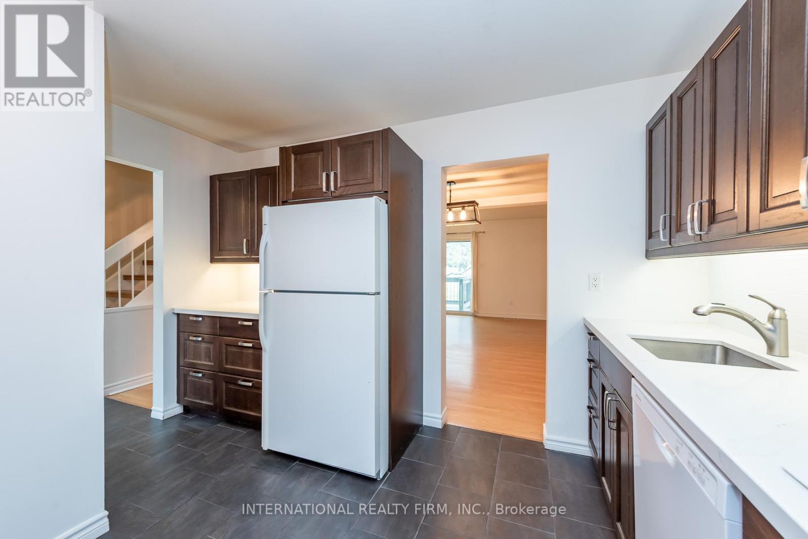 15 - 6855 Glen Erin Drive, Mississauga, Ontario  L5N 1P6 - Photo 10 - W13740136