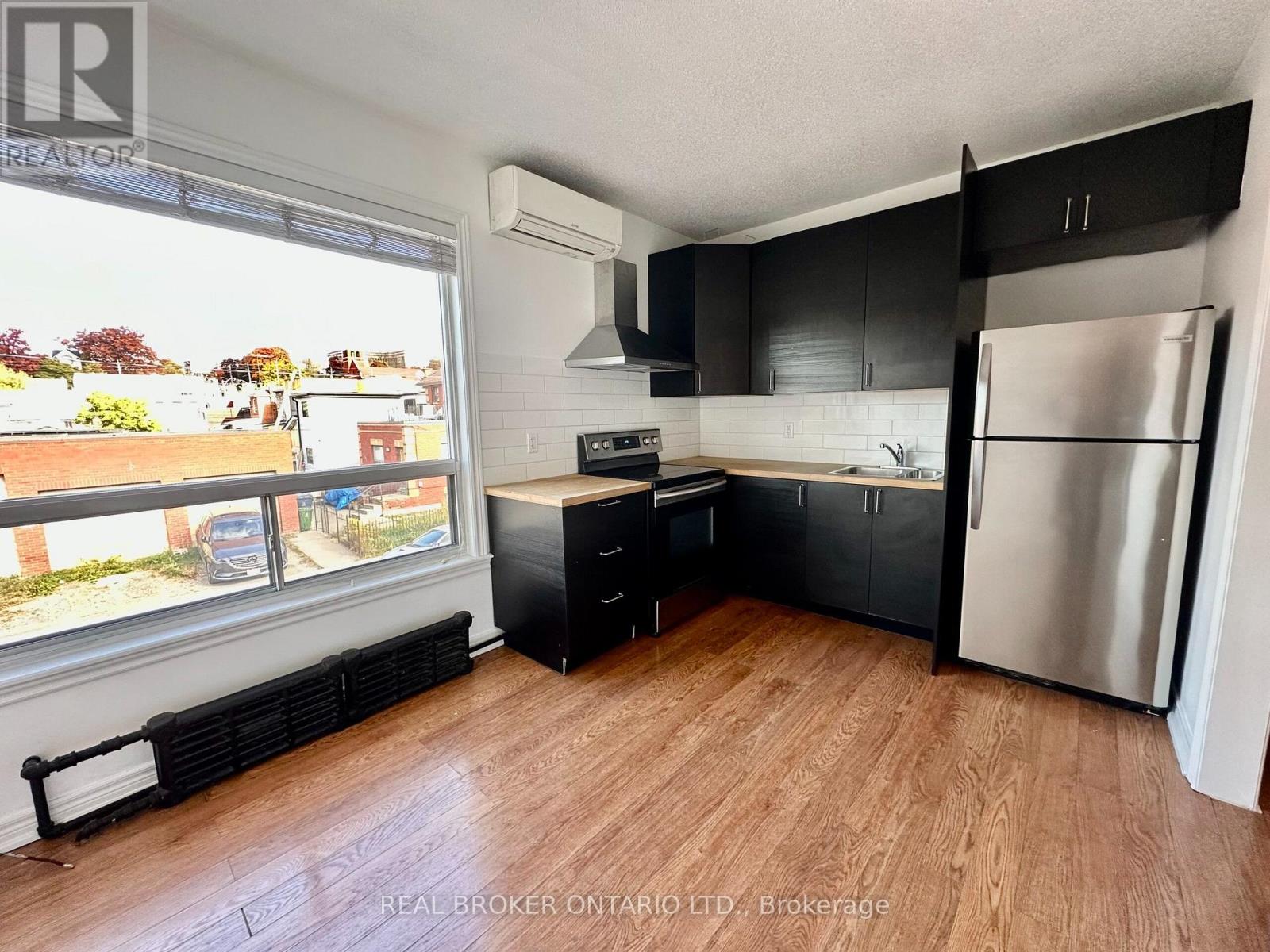 1438a Dufferin Street, Toronto, Ontario M6H 3L1 - Photo 34 - W13740164