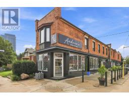 1438A DUFFERIN STREET, Toronto, Ontario