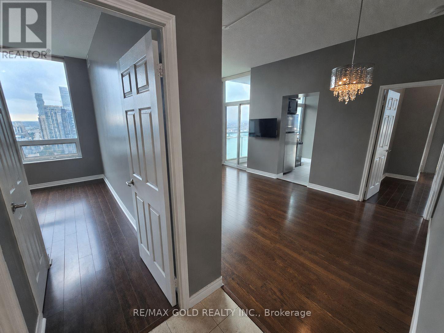 3808 - 208 Enfield Place, Mississauga, Ontario  L5B 0G8 - Photo 3 - W13740172