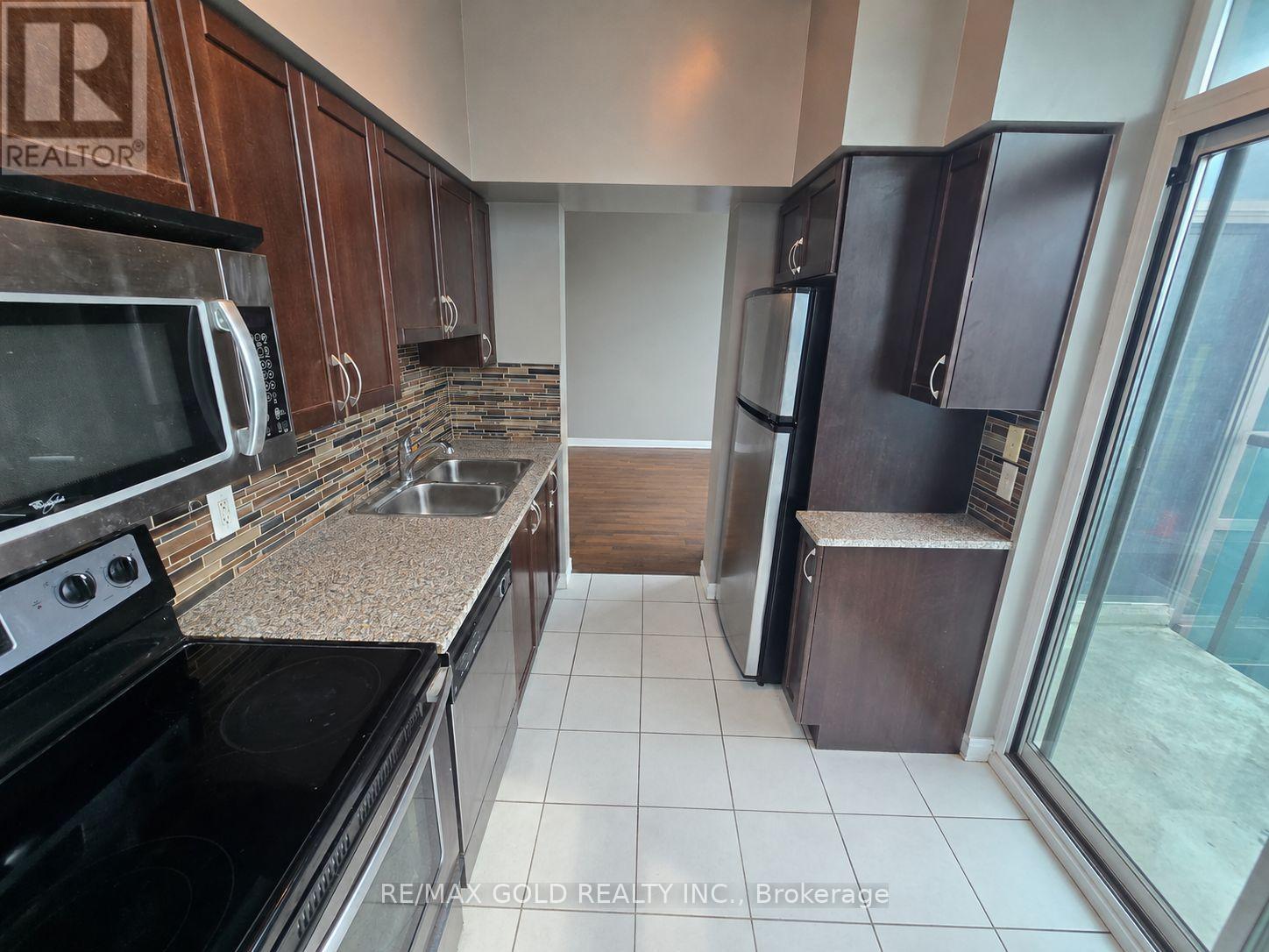 3808 - 208 Enfield Place, Mississauga, Ontario  L5B 0G8 - Photo 8 - W13740172