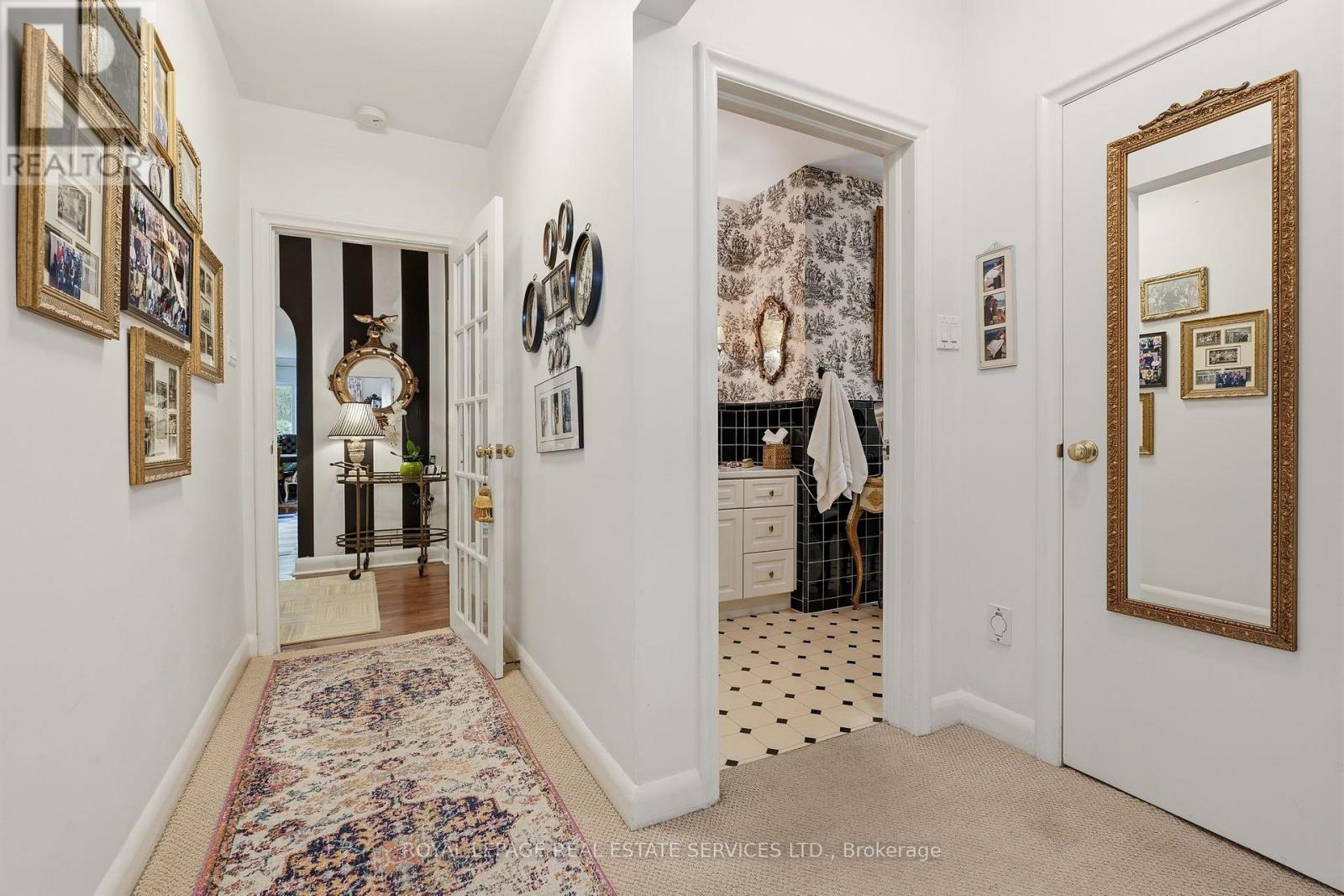 344 Maple Avenue, Oakville, Ontario  L6J 2H7 - Photo 13 - W13740174
