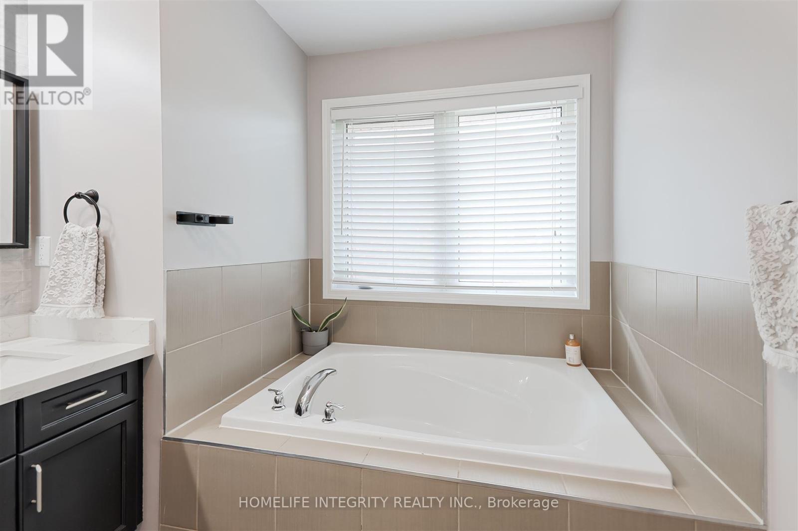 33 Klemscott Road, Brampton, Ontario  L7A 0P5 - Photo 21 - W13740202