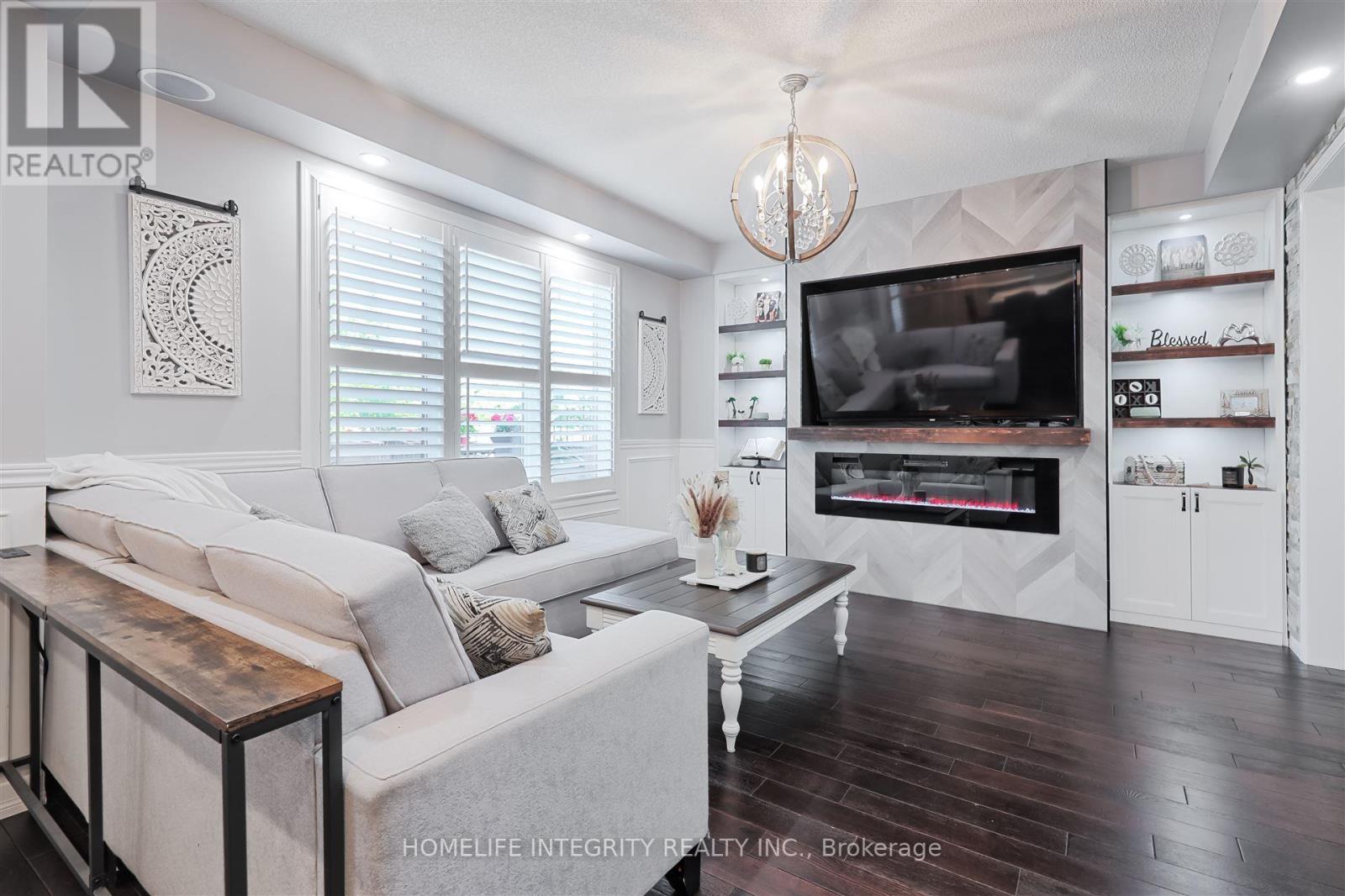 33 Klemscott Road, Brampton, Ontario  L7A 0P5 - Photo 6 - W13740202