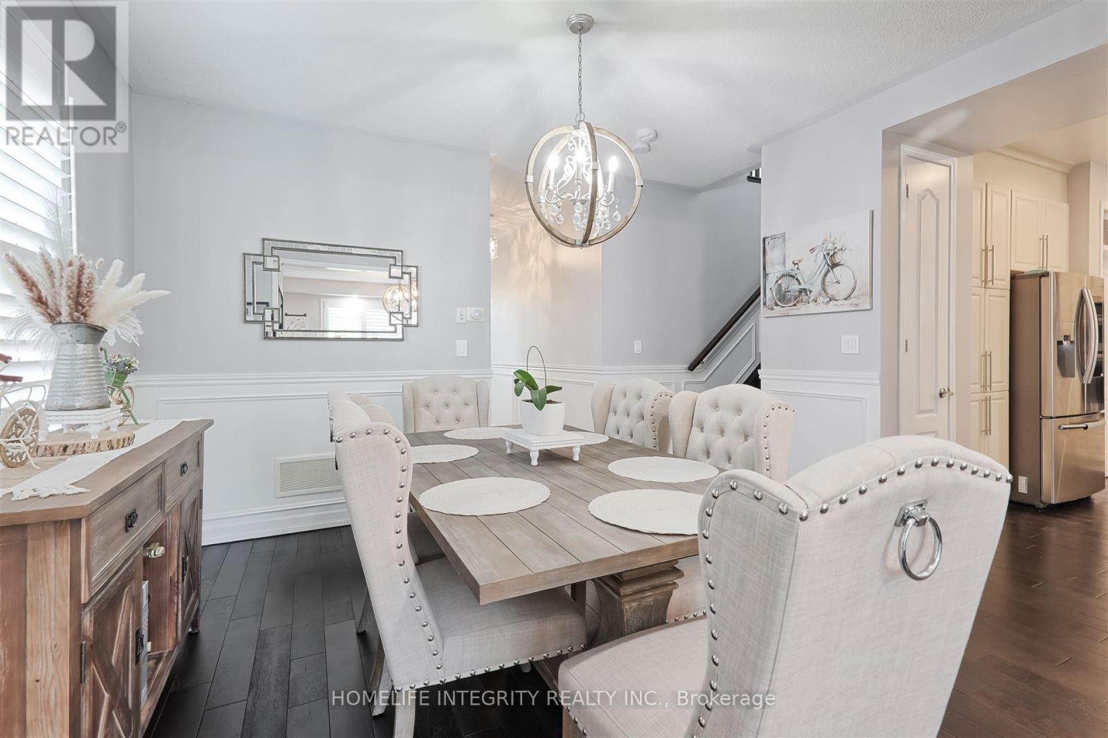 33 Klemscott Road, Brampton, Ontario  L7A 0P5 - Photo 7 - W13740202