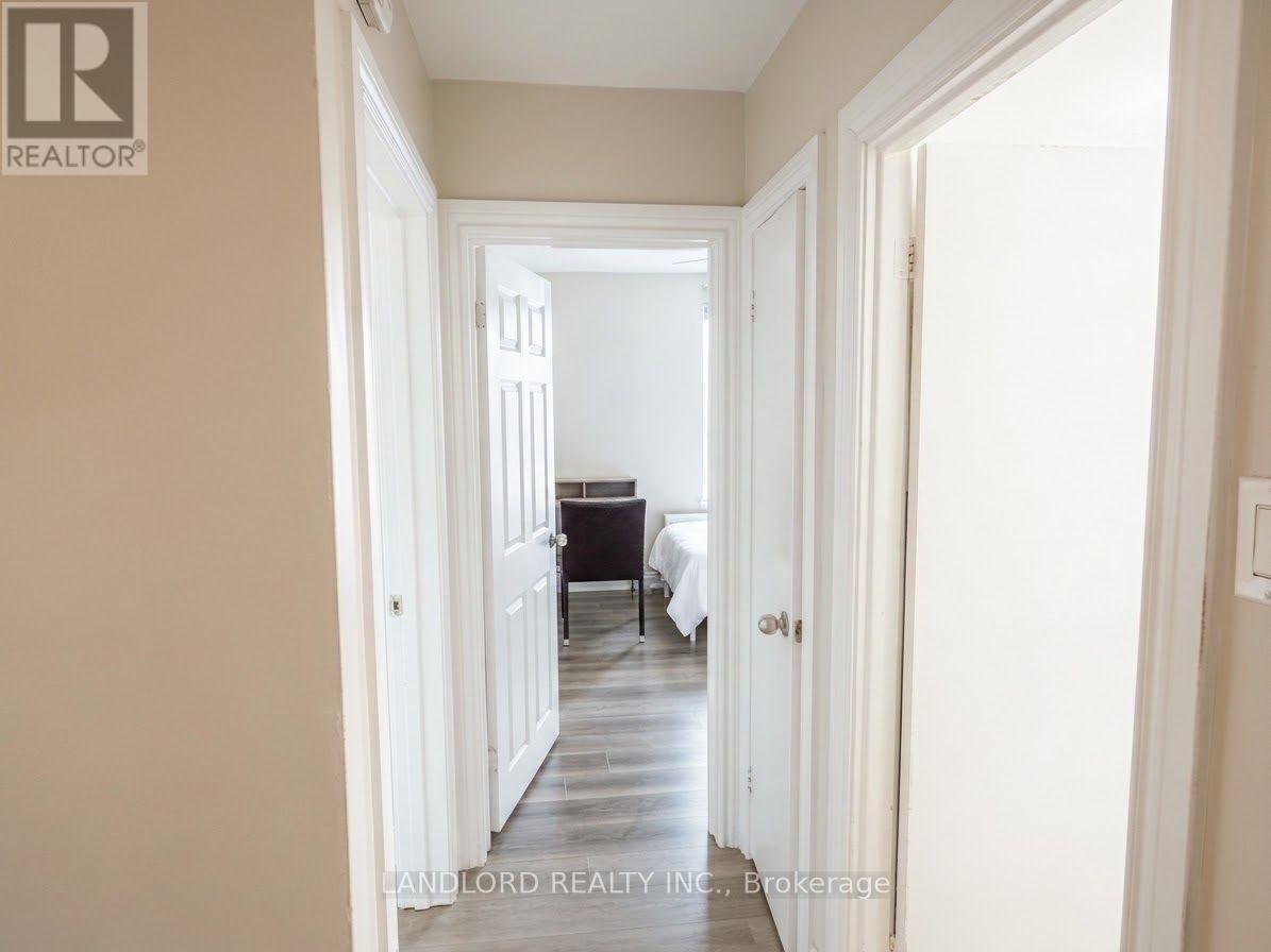 5 - 92 Trethewey Drive, Toronto, Ontario  M6M 4B4 - Photo 19 - W13740220