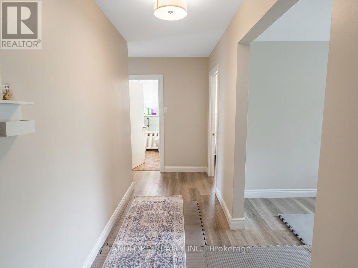 5 - 92 TRETHEWEY DRIVE