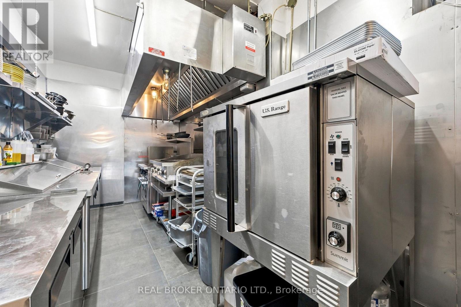 1438a Dufferin Street, Toronto, Ontario M6H 3L1 - Photo 18 - W13740226