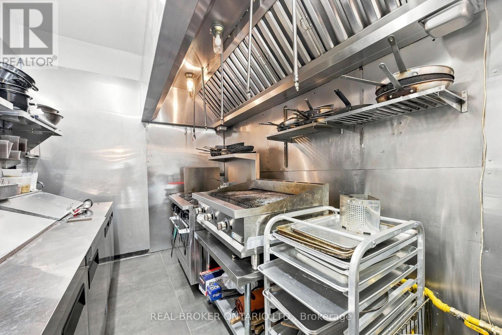 1438a Dufferin Street, Toronto, Ontario M6H 3L1 - Photo 20 - W13740226