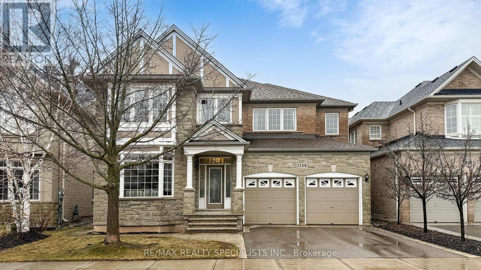 2258 ROCHESTER CIRCLE, Oakville, Ontario