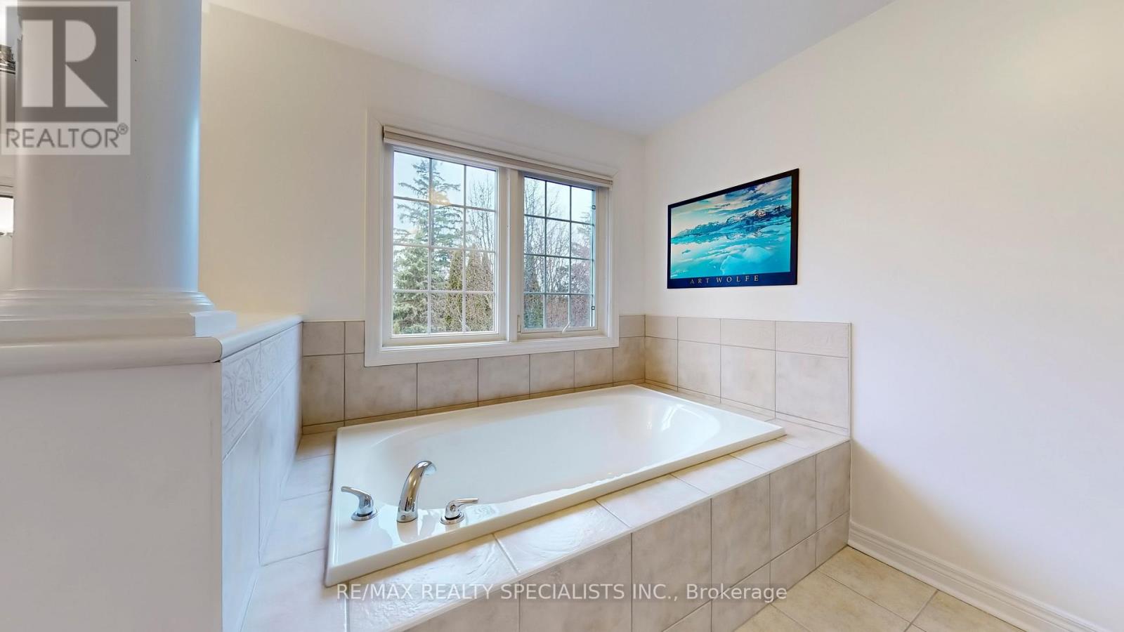 2258 Rochester Circle, Oakville, Ontario  L6M 5E1 - Photo 24 - W13740274