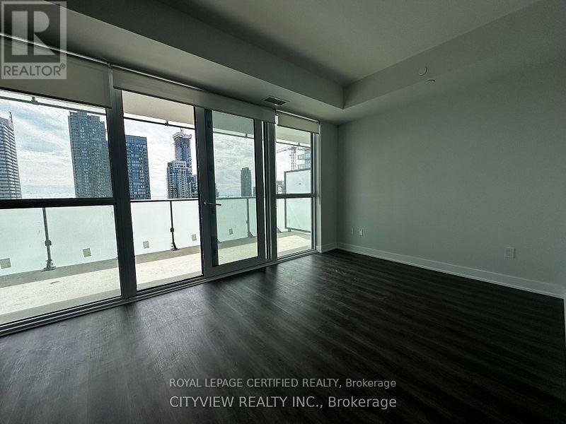 1904 - 430 Square One Drive, Mississauga, Ontario  L5B 0L6 - Photo 4 - W13740300