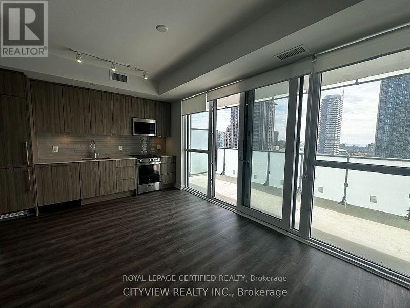 1904 - 430 Square One Drive, Mississauga, Ontario  L5B 0L6 - Photo 9 - W13740300
