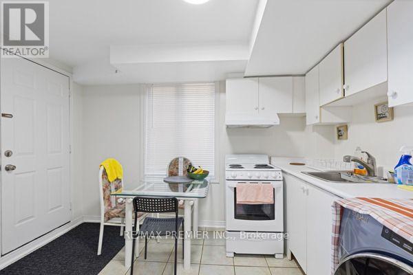 8 - 116 Rory Road, Toronto, Ontario  M6L 3G1 - Photo 29 - W13740306
