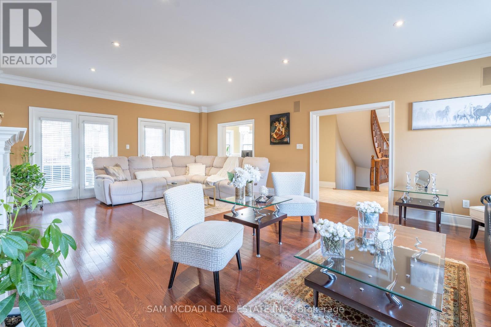 3248 Barchester Court, Mississauga, Ontario  L5L 5Z1 - Photo 6 - W13740324