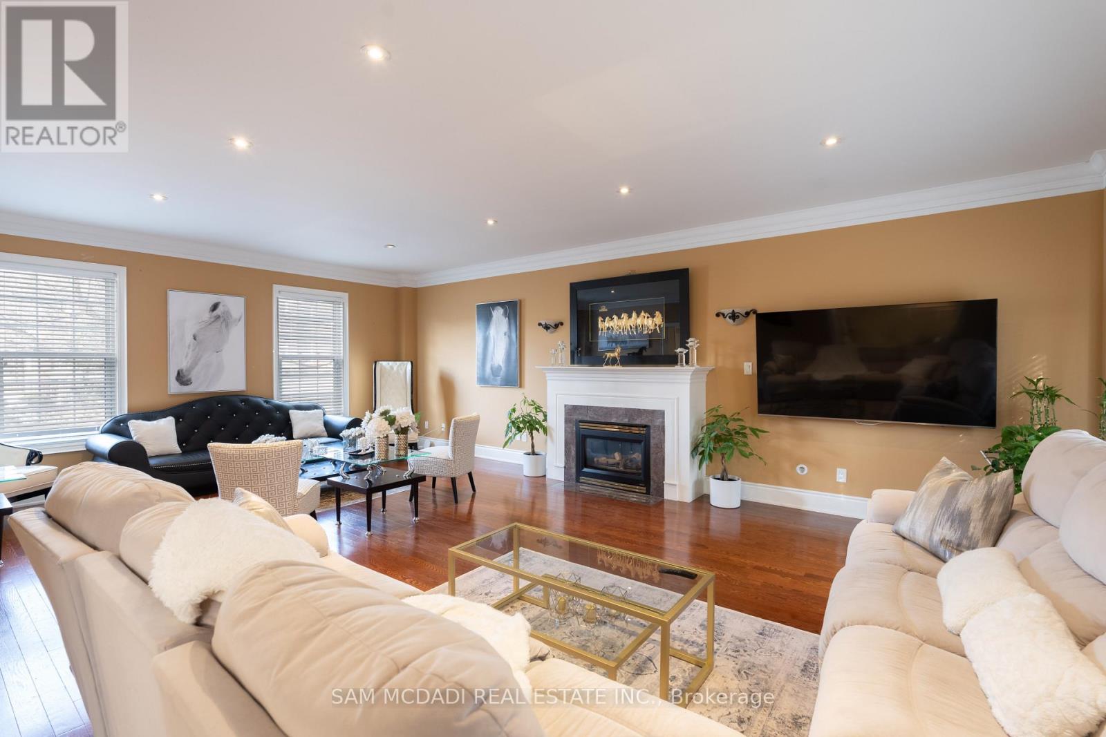 3248 Barchester Court, Mississauga, Ontario  L5L 5Z1 - Photo 9 - W13740324
