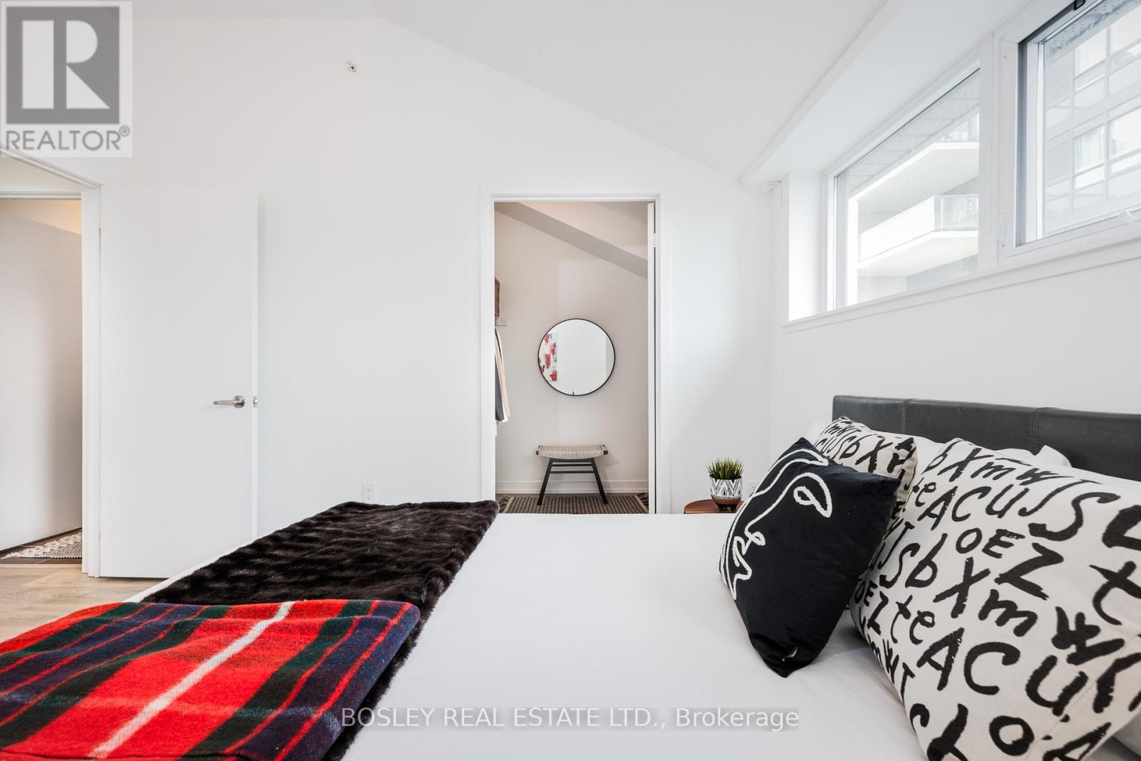 423 - 1410 Dupont Street, Toronto, Ontario  M6H 2B1 - Photo 17 - W13740326