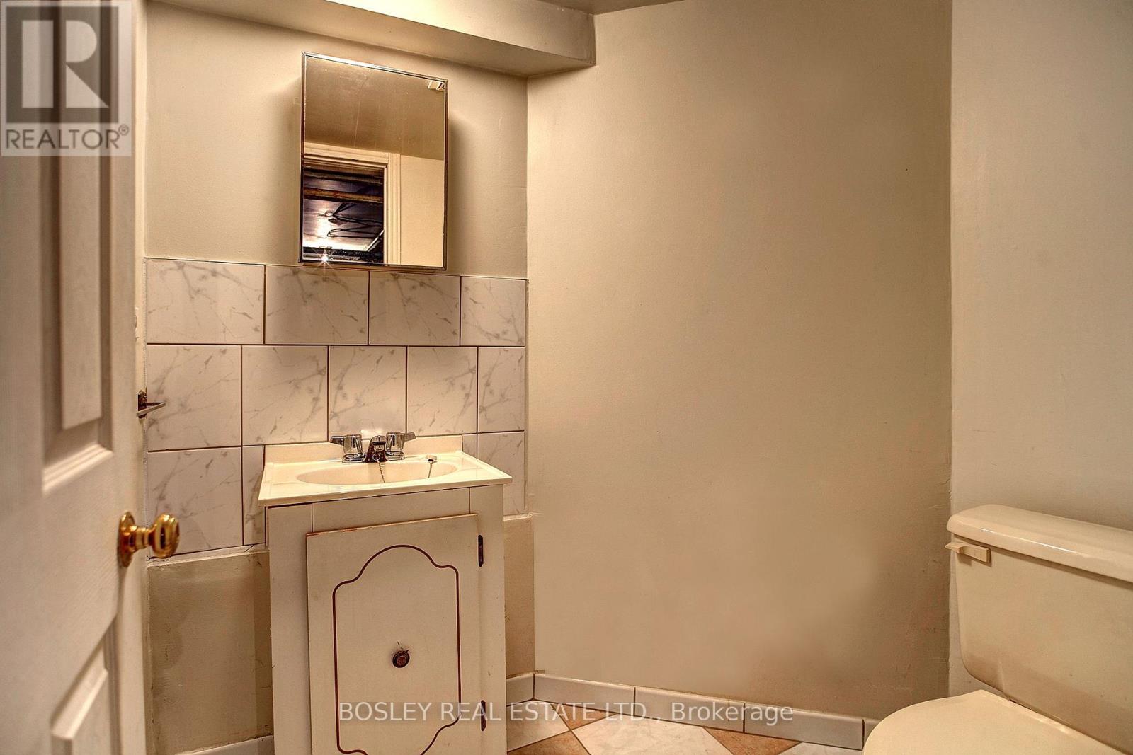 Main - 100 Dowling Avenue, Toronto, Ontario  M6K 3A4 - Photo 19 - W13740328