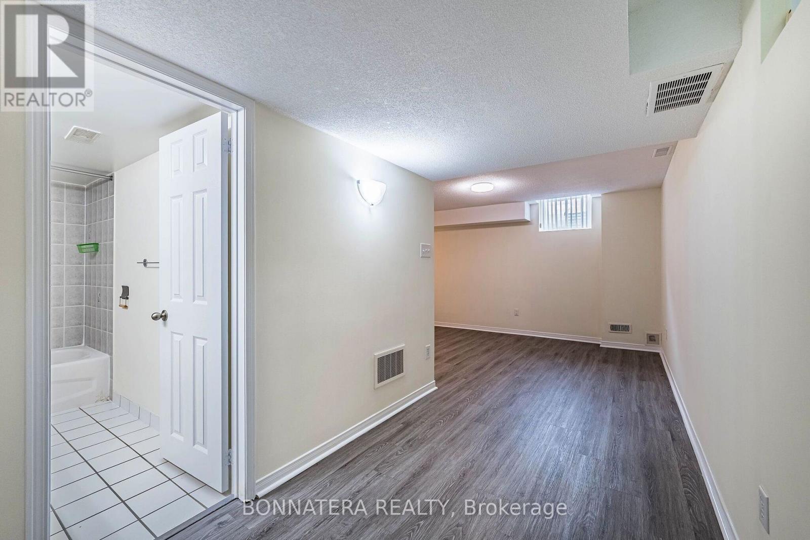 59 - 5255 Palmetto Place, Mississauga, Ontario  L5M 0H2 - Photo 32 - W13740366