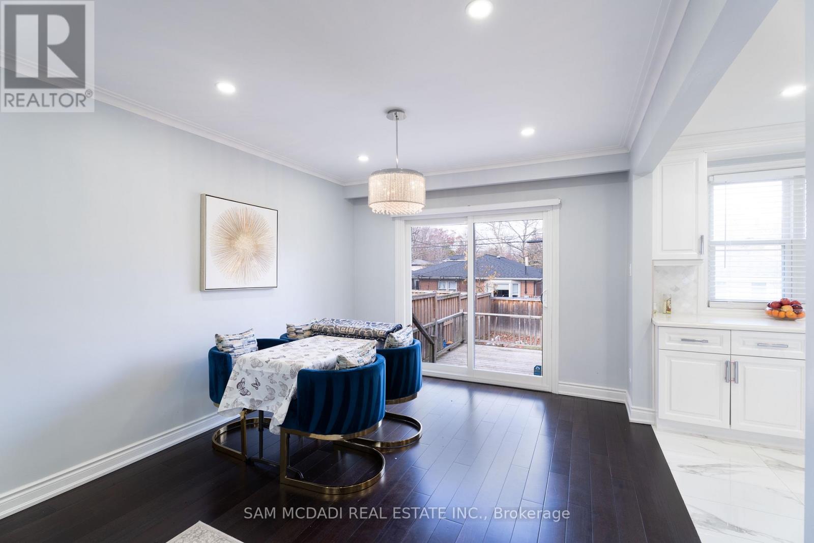54 Bearbury Drive, Toronto, Ontario  M9C 2G9 - Photo 12 - W13740386