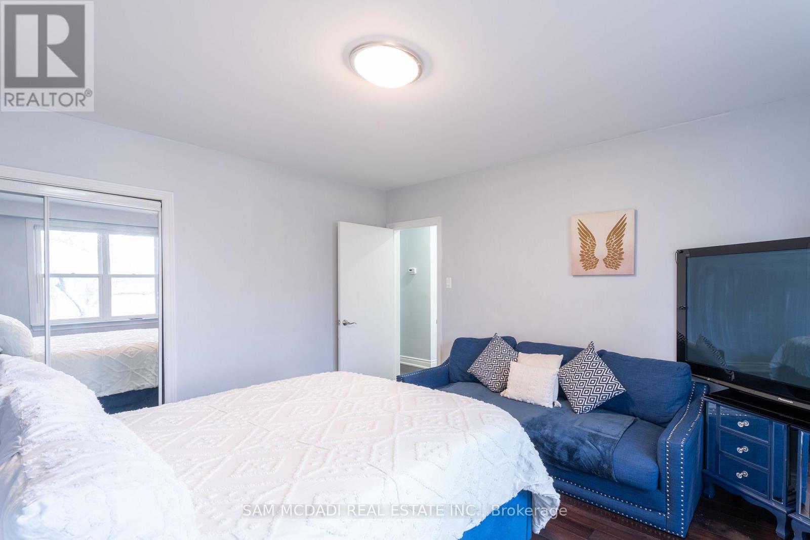 54 Bearbury Drive, Toronto, Ontario  M9C 2G9 - Photo 15 - W13740386