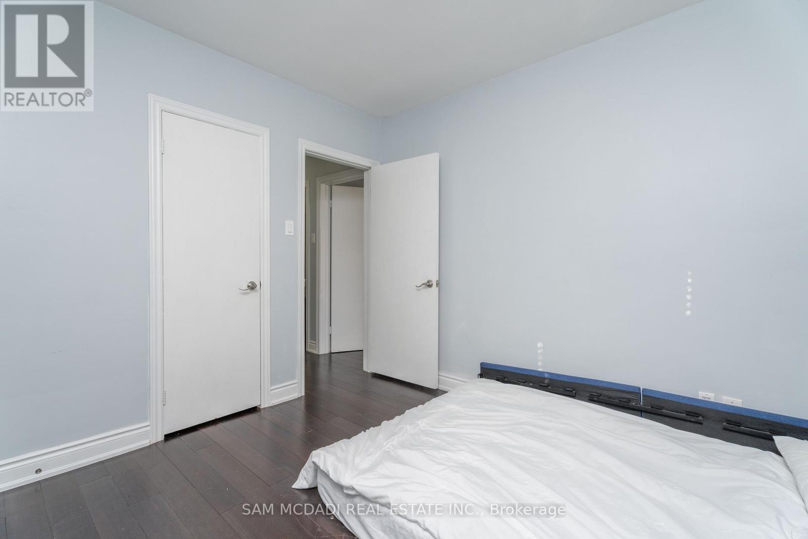 54 Bearbury Drive, Toronto, Ontario  M9C 2G9 - Photo 22 - W13740386